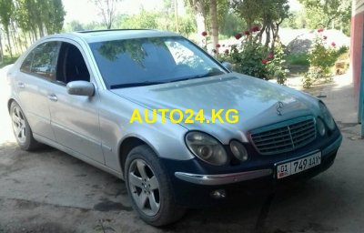 Mercedes-Benz E 220