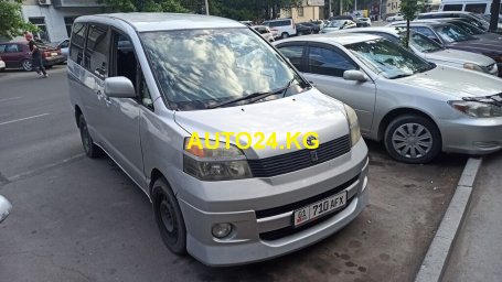 Toyota Voxy Toyota Voxy
