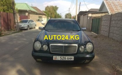 Mercedes-Benz E 320 Mercedes-Benz E 320