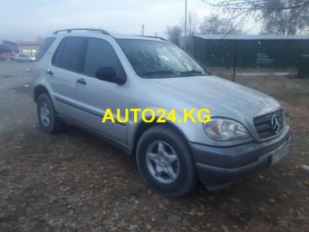 Mercedes-Benz ML 320