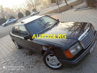 Mercedes-Benz E 230 Mercedes-Benz E 230