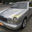 Mercedes-Benz E 320 4