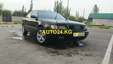 Audi 100