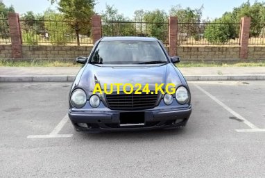 Mercedes-Benz E 220 Mercedes-Benz E 220