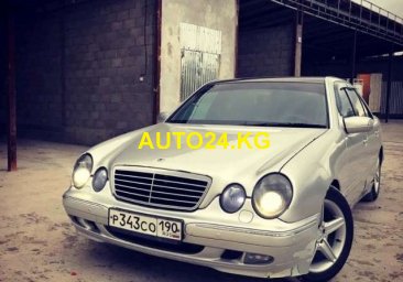 Mercedes-Benz E 220 Mercedes-Benz E 220