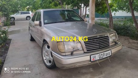 Mercedes-Benz E320 Mercedes-Benz E320