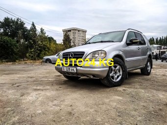 Mercedes-Benz ML 320