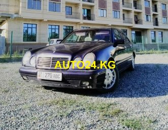 Mercedes-Benz E200
