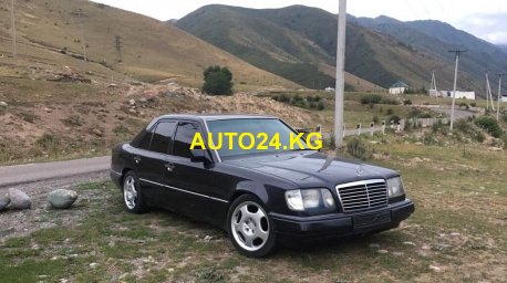 Mercedes-Benz E 320 Mercedes-Benz E 320
