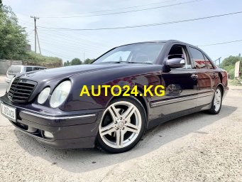 Mercedes-Benz E 320