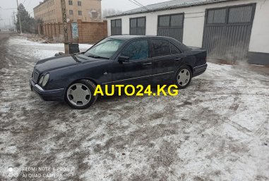 Mercedes-Benz E 240 Mercedes-Benz E 240