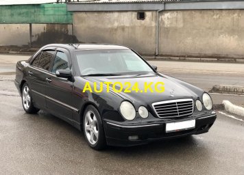 Mercedes-Benz E 320