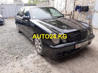 Mercedes-Benz E 220