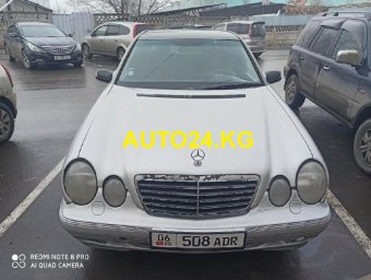 Mercedes-Benz E220