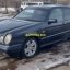 Mercedes-Benz E320 1