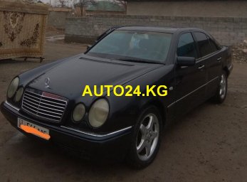 Mercedes-Benz E 320
