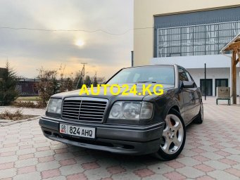 Mercedes-Benz E320