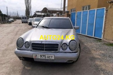 Mercedes-Benz E300