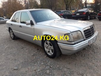 Mercedes-Benz E 220 Mercedes-Benz E 220
