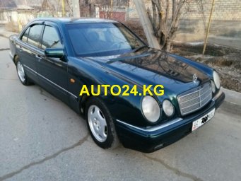 Mercedes-Benz E 240