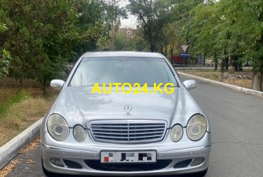 Mercedes-Benz E320