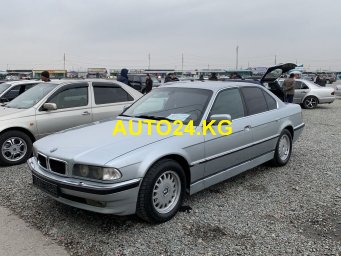 BMW 735