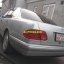 Mercedes-Benz E240 1