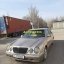 Mercedes-Benz E 240 2